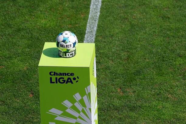 Lopta a&nbsp;logo Chance Ligy