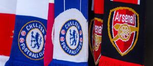Chelsea vs. Arsenal, fanúšikovské predmety, šály