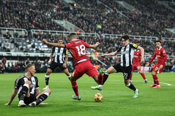 V poslednom ligovom zápase Newcastlu proti Liverpoolu na štadióne St. James&#039; Park bola z toho remíza. Ako to dopadne tentoraz?