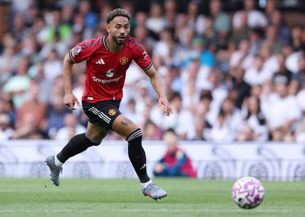 Matheus Cunha v drese Manchestru United.