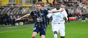 Vľavo kapitán FC Košice Ján Krivák vo štvrťfinále Slovnaft Cupu 2024/25 proti ŠK Slovan Bratislava. Vľavo kapitán FC Košice Ján Krivák vo štvrťfinále Slovnaft Cupu 2024/25 proti ŠK Slovan Bratislava.