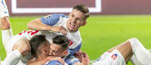 Slovenskí futbalisti. Slovenskí futbalisti.