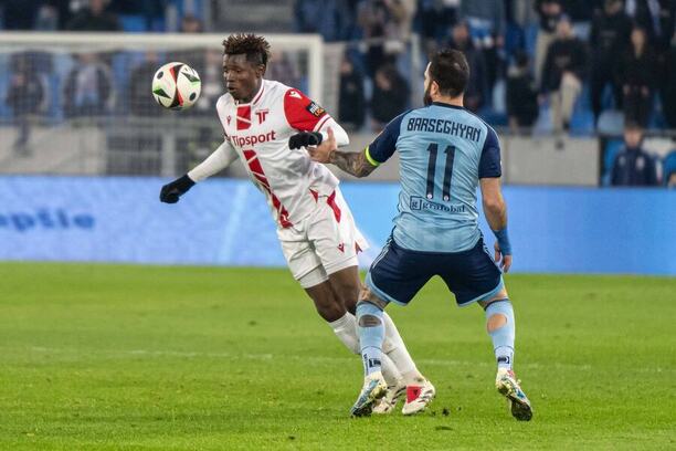 Adam Yakubu (Trenčín) a Tigran Barseghyan (Slovan)