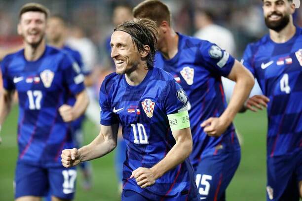 Luka Modrič vedie aj v 40 rokoch Chorvátsko na MS vo futbale.