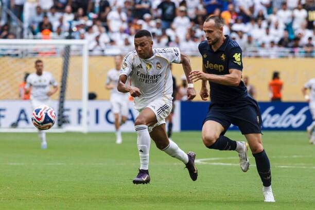 Kylian Mbappé (Real Madrid) a Federico Gatti (Juventus).