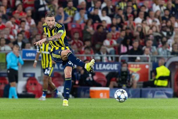 Milan Škriniar v drese Fenerbahce