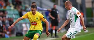 Žilinský ľavý krídelník Michal Faško (vľavo) a útočník Prešova Stanislav Olejník počas zápasu MŠK Žilina vs. FC Tatran Prešov v 2. kole Niké ligy 2025/2026 Žilinský ľavý krídelník Michal Faško (vľavo) a útočník Prešova Stanislav Olejník počas zápasu MŠK Žilina vs. FC Tatran Prešov v 2. kole Niké ligy 2025/2026