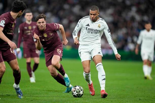 Kylian Mbappé (Real Madrid) a Nico (Manchester City)