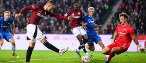 Slovenský krídelník Lukáš Haraslín (Sparta) strieľa gól v zápase proti Libercu na pražskom štadióne epet Arena v rámci októbrového 12. kola českej najvyššej ligovej súťaže v sezóne 2024/2025