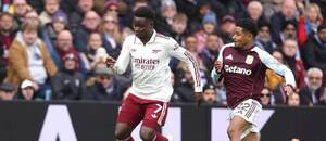 Bukayo Saka (Arsenal) a Ian Maatsen (Aston Villa)