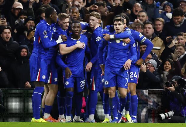 Gólová radosť hráčov Chelsea FC v zápase proti Fulhamu v 21. kole Premier League 2025/26