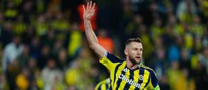 Milan Škriniar v drese Fenerbahçe.