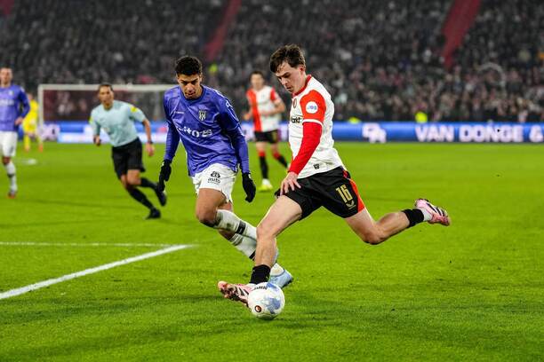 Leo Sauer (Feyenoord) v&nbsp;zápase proti Heracles.