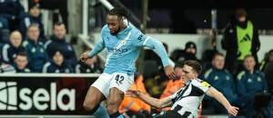 Antoine Semenyo (Man City) a Sven Botman (Newcastle)