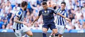 Kylian Mbappé (Real Madrid) v zápase s Realom Sociedad.