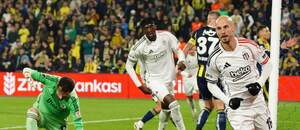 Fenerbahce vs. Besiktas v 28. kole