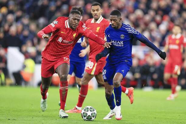 Ibrahima Konaté (Liverpool) a Ousmane Dembélé (PSG)
