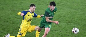 Žilina vs. Košice. Na fotke Leonardo Lukačević (Košice) a Tobiáš Pališčák (Žilina).