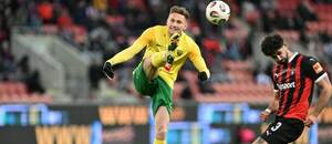 Zľava Filip Kaša (Žilina) a Roko Jureškin (Trnava) v súboji obrancov počas zápasu FC Spartak Trnava vs. MŠK Žilina v 20. kole základnej časti Niké ligy 2025/26