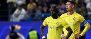 V popredí Sadio Mané, za ním Cristiano Ronaldo v drese Al-Nassr FC