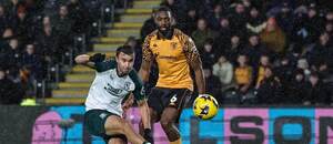 Middlesbrough vs. Hull. Na fotke David Strelec a Semi Ajayi.