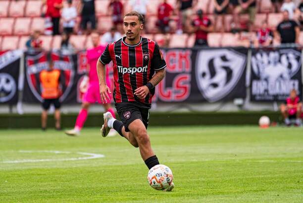 Švédsky útočník Spartaka Trnava Lorent Mehmeti počas prípravného zápasu FC Spartak Trnava vs. Beşiktaş JK