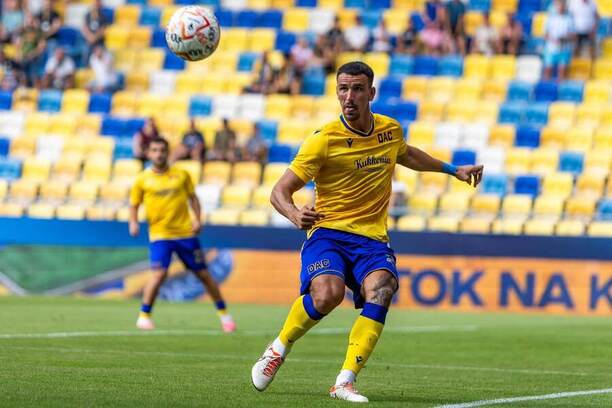 Futbalista Dunajskej Stredy.