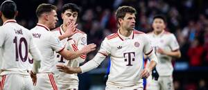 V popredí Thomas Miller z nemeckého klubu FC Bayern Mníchov.