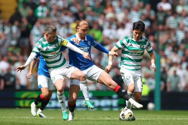 Celtic a&nbsp;Rangers sa naposledy stretli 10. mája. Celtic zvíťazil 3:1.