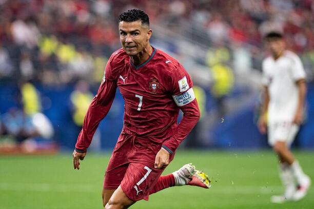 Cristiano Ronaldo v&nbsp;drese Portugalska.