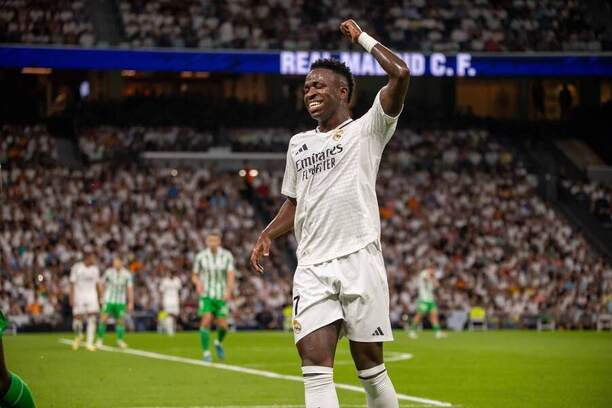 Vinicius Jr. v&nbsp;drese Realu Madrid na&nbsp;domácom štadióne.